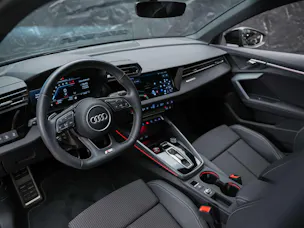 Audi S3 Limousine TFSI quattro S-tronic *Facelift*Kamera*19" Felgen*ACC*