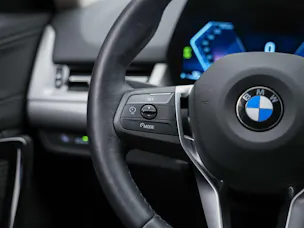 BMW X1 xDrive 20d *20" Felgen*Abstandsregler*Anhängerkupplung*Werksgarantie*