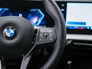 BMW X1 xDrive 20d *20" Felgen*Abstandsregler*Anhängerkupplung*Werksgarantie*