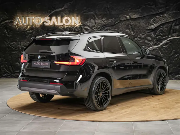BMW X1 xDrive 20d *20" Felgen*Abstandsregler*Anhängerkupplung*Werksgarantie*