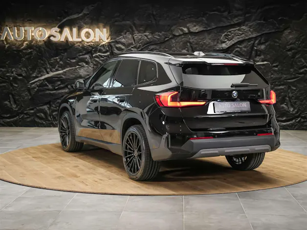 BMW X1 xDrive 20d *20" Felgen*Abstandsregler*Anhängerkupplung*Werksgarantie*
