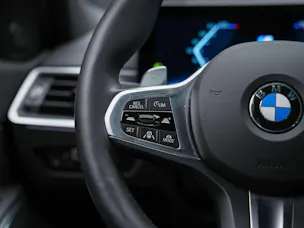 BMW 320d xDrive 48V Steptronic M Sport *Werksgarantie*Harman/Kardon*Abstandsregler*Head Up*