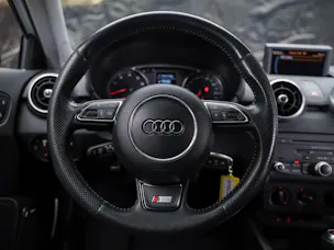 Audi A1 S-Line 1.4 TFSI S-Tronic *CH Auto*Bose Soundsystem*Tempomat*