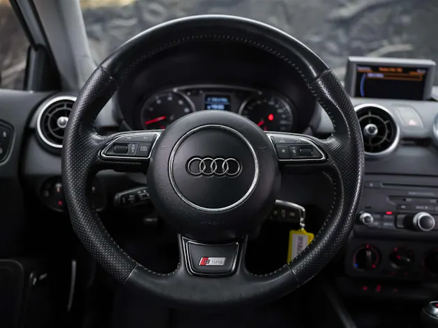 Audi A1 S-Line 1.4 TFSI S-Tronic *CH Auto*Bose Soundsystem*Tempomat*