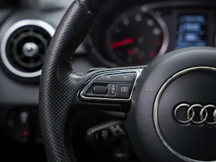 Audi A1 S-Line 1.4 TFSI S-Tronic *CH Auto*Bose Soundsystem*Tempomat*
