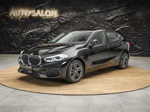 BMW 118i Sport Line Steptronic *CH-Auto*Harman/Kardon*Lenkradheizung*ACC*