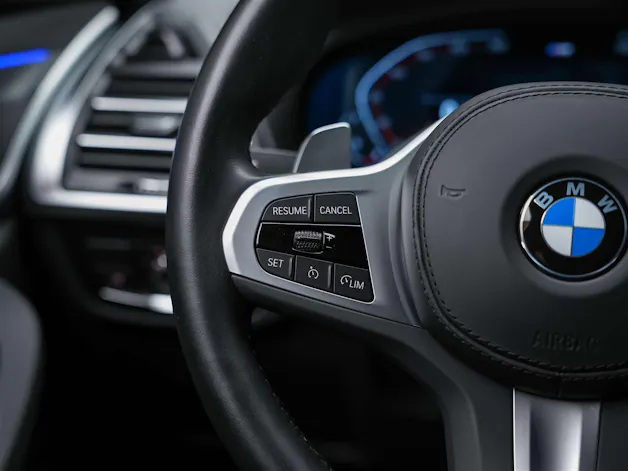 BMW X3 20i xDrive M Sport*Sitzheizung*Anhängerkupplung*