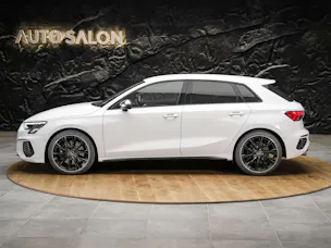 Audi S3 Sportback 2.0 TFSI quattro S-tronic *19" Felgen*Abstandsregler*Sitzheizung*