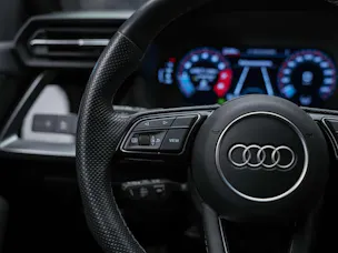 Audi S3 Sportback 2.0 TFSI quattro S-tronic *19" Felgen*Abstandsregler*Sitzheizung*