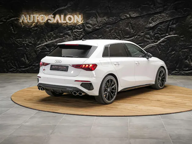 Audi S3 Sportback 2.0 TFSI quattro S-tronic *19" Felgen*Abstandsregler*Sitzheizung*