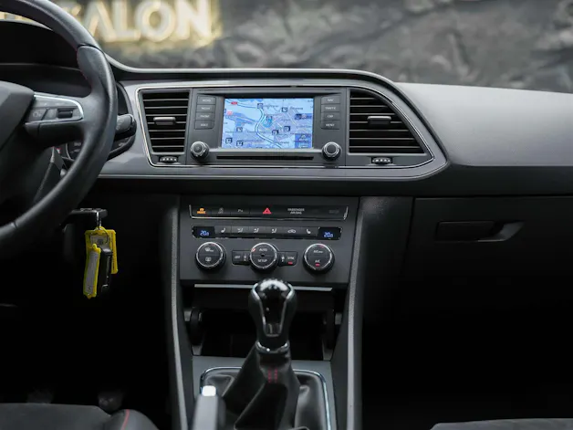 SEAT Leon 1.8 TSI FR *Sitzheizung*Einparkhilfe*