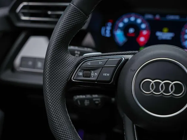 Audi S3 Sportback TFSI quattro S-tronic *Werksgarantie*Abstandsregler*Parkassistent*