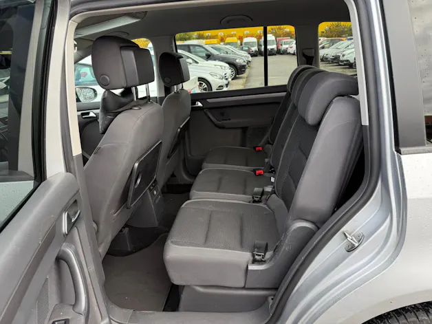 VW Touran 2.0 TDI 140 Comfortline DSG