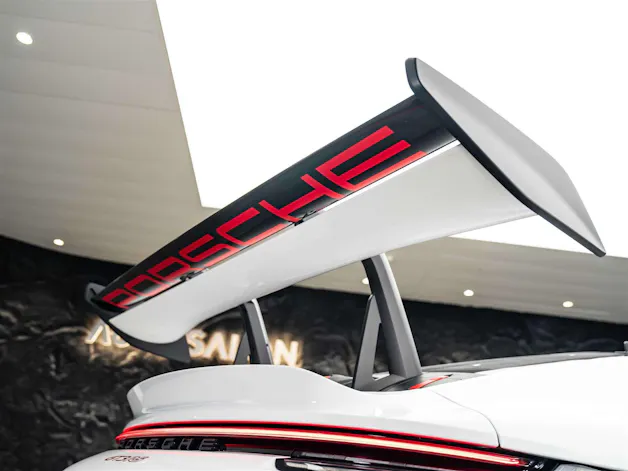 Porsche 911 GT3 RS Weissach