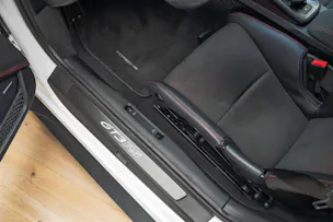 Porsche 911 GT3 RS Weissach