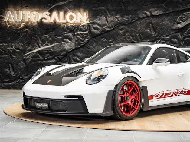 Porsche 911 GT3 RS Weissach