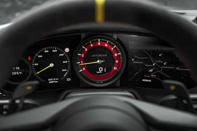 Porsche 911 GT3 RS Weissach