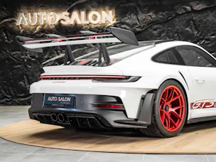 Porsche 911 GT3 RS Weissach