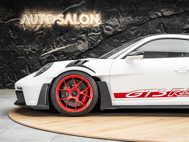 Porsche 911 GT3 RS Weissach