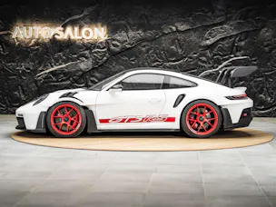 Porsche 911 GT3 RS Weissach