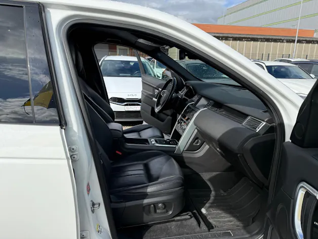 Land Rover Discovery Sport 2.0 TD4 180 HSE