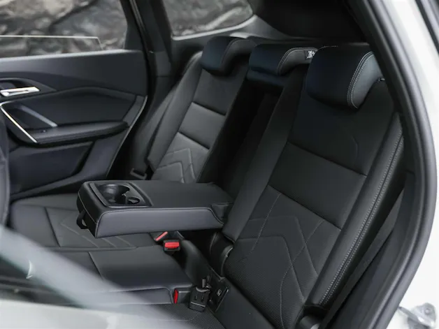 BMW X1 xDrive 23i 48V M Sport *20" Felgen*Harman/Kardon*El. Sitze mit Memory*