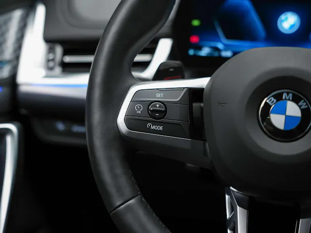 BMW X1 xDrive 23i 48V M Sport *20" Felgen*Harman/Kardon*El. Sitze mit Memory*