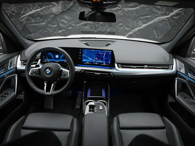 BMW X1 xDrive 23i 48V M Sport *20" Felgen*Harman/Kardon*El. Sitze mit Memory*