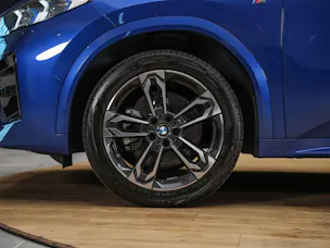 BMW X2 sDrive 20i M Sport *Werksgarantie*El. Sitze mit Memory*Lenkradheizung*