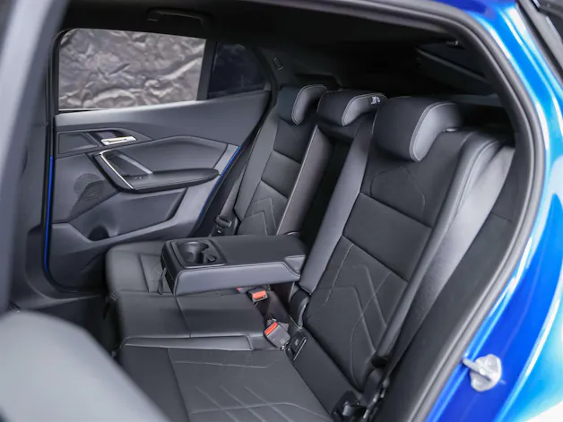 BMW X2 sDrive 20i M Sport *Werksgarantie*El. Sitze mit Memory*Lenkradheizung*