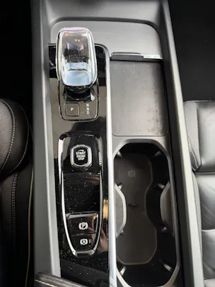 Volvo XC60 B4 Diesel Mild Hybrid AWD Plus Dark Geartronic
