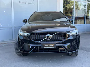 Volvo XC60 B4 Diesel Mild Hybrid AWD Plus Dark Geartronic