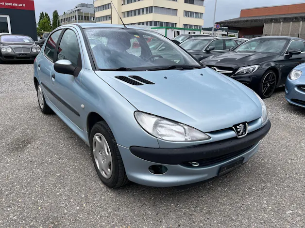 Peugeot 206 1.6 16V XS