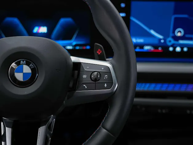 BMW M135 xDrive *Harman/Kardon*Sportsitze*Sitzheizung*Keyless Go*