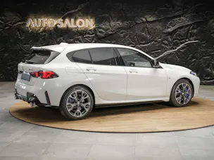 BMW M135 xDrive *Harman/Kardon*Sportsitze*Sitzheizung*Keyless Go*