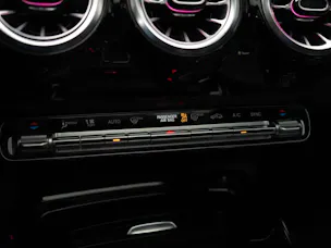 Mercedes-Benz CLA Shooting Brake 45 S AMG 4Matic+ 8G-DCT *Panorama*Assistenzpaket*Burmester*