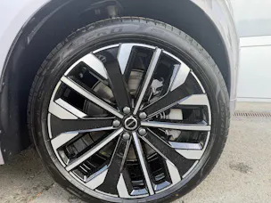 Volvo XC60 T8 eAWD Ultra Dark Geartronic