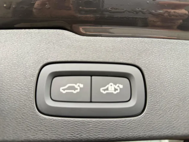 Volvo V60 T6 eAWD Plus Dark Geartronic