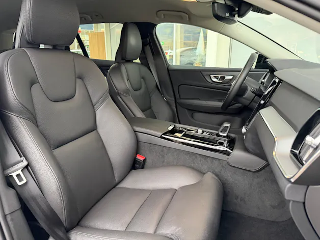 Volvo V60 T6 eAWD Plus Dark Geartronic