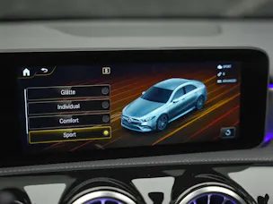 Mercedes-Benz A 35 AMG 4Matic Speedshift *Limousine*CH Auto*el. Sitze*360° Kamera*
