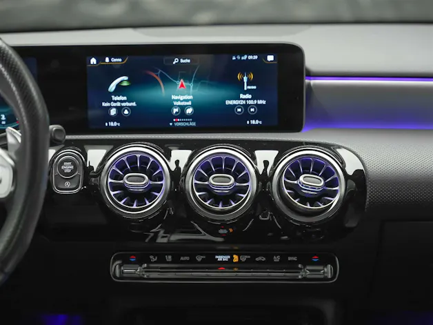 Mercedes-Benz A 35 AMG 4Matic Speedshift *Limousine*CH Auto*el. Sitze*360° Kamera*