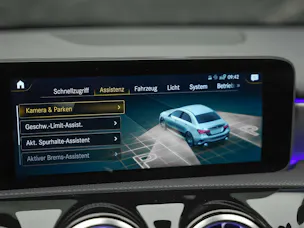 Mercedes-Benz A 35 AMG 4Matic Speedshift *Limousine*CH Auto*el. Sitze*360° Kamera*