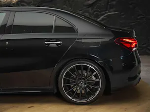 Mercedes-Benz A 35 AMG 4Matic Speedshift *Limousine*CH Auto*el. Sitze*360° Kamera*