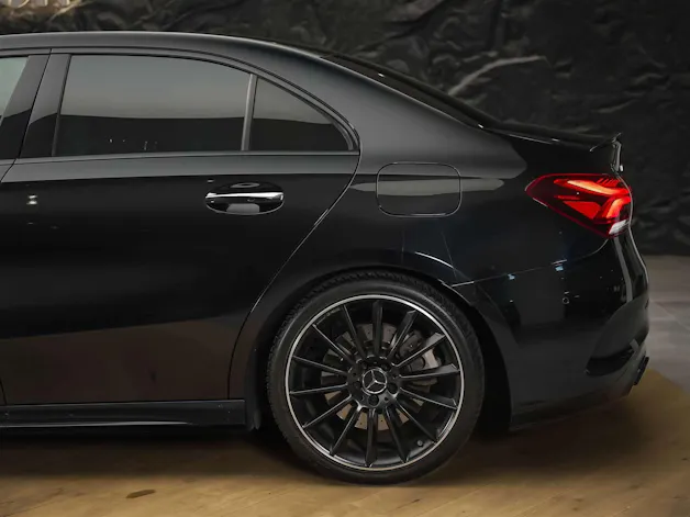 Mercedes-Benz A 35 AMG 4Matic Speedshift *Limousine*CH Auto*el. Sitze*360° Kamera*