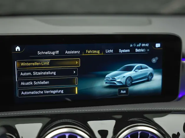 Mercedes-Benz A 35 AMG 4Matic Speedshift *Limousine*CH Auto*el. Sitze*360° Kamera*