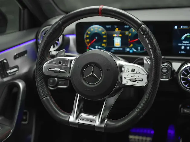 Mercedes-Benz A 35 AMG 4Matic Speedshift *Limousine*CH Auto*el. Sitze*360° Kamera*