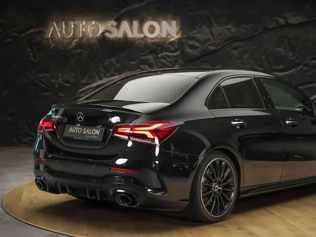 Mercedes-Benz A 35 AMG 4Matic Speedshift *Limousine*CH Auto*el. Sitze*360° Kamera*