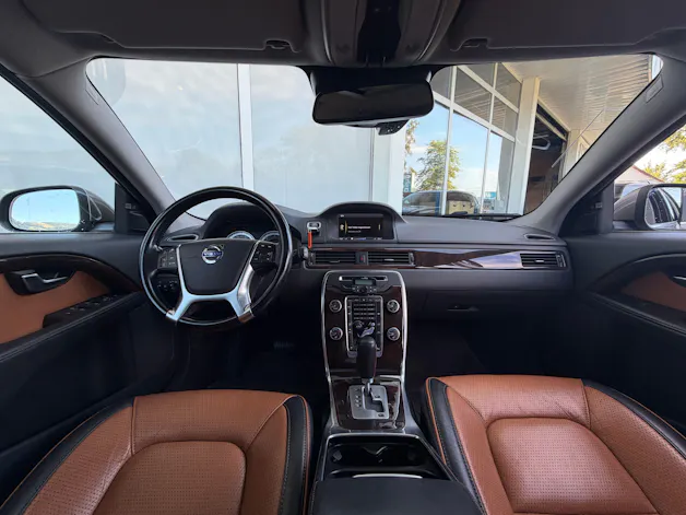Volvo V70 D5 AWD Summum Geartronic