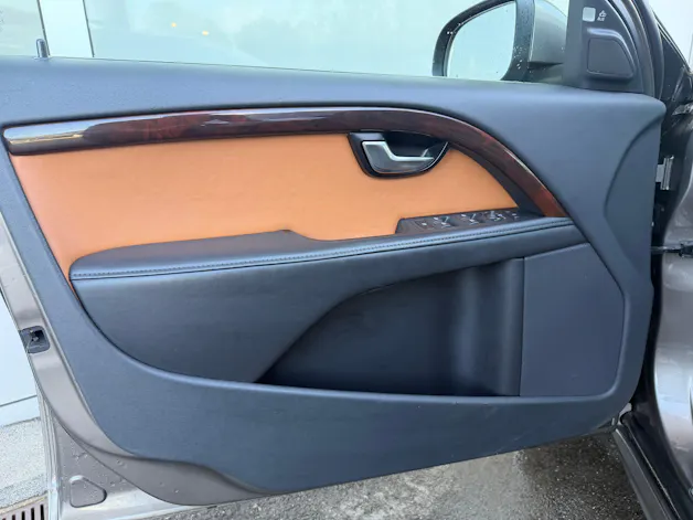 Volvo V70 D5 AWD Summum Geartronic