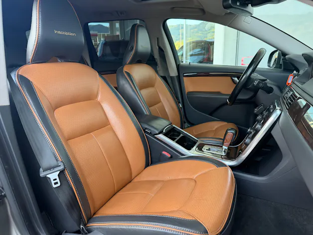 Volvo V70 D5 AWD Summum Geartronic